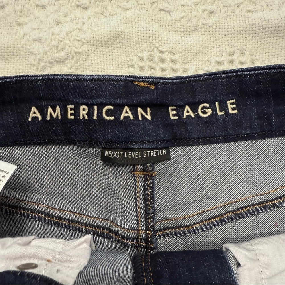 American Eagle Curvy Hi Rise Shortie (4) - Picture 2 of 7
